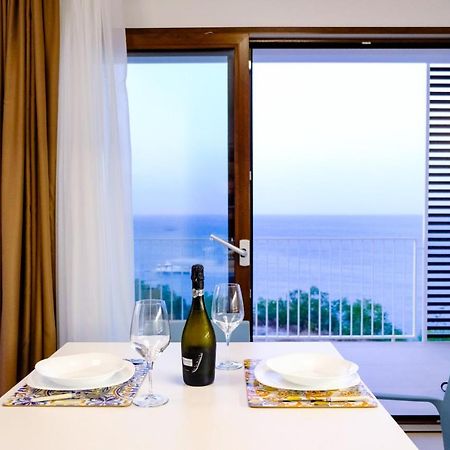 Sol Y Mar Camere E Appartamenti Кастеламаре дел Голфо Екстериор снимка